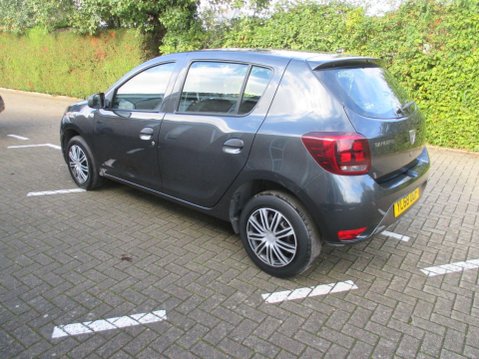Dacia Sandero 1.0 SCe Essential Euro 6 5dr 8