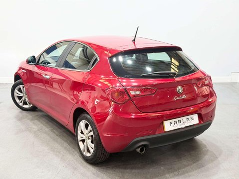 Alfa Romeo Giulietta 1.4 TB MultiAir Lusso Hatchback 5dr Petrol Manual Euro 5 (s/s) (170 bhp) 20