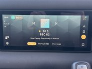 Land Rover Defender 90 D250 Hard Top SE MHEV 25