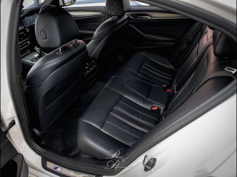 BMW 5 Series 3.0 530d M Sport Auto 4dr 19