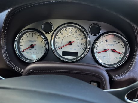 Aston Martin Vanquish S V12 58