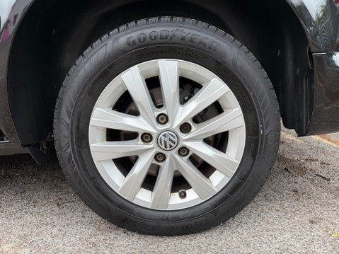 Volkswagen Transporter T28 TDI P/V HIGHLINE 14