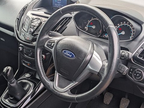 Ford B-Max ZETEC 22