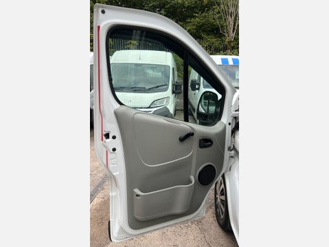 Renault Trafic 2.0 dCi SL29 Panel Van 4dr Diesel Manual L1 H1 (Phase 3) (195 g/km, 115 bhp 32