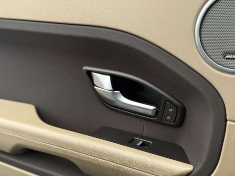 Land Rover Range Rover Evoque 2.2 SD4 Pure Tech Auto 4WD Euro 5 (s/s) 5dr 67