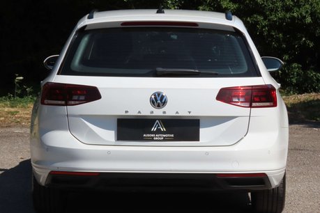 Volkswagen Passat 2.0 TDI EVO SE Nav Estate 5dr Diesel DSG Euro 6 (s/s) (150 ps) 5