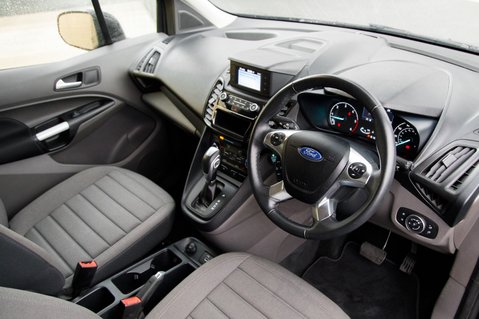 Ford Tourneo Connect TITANIUM TDCI 4