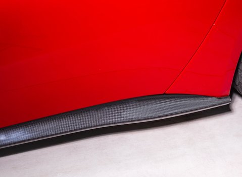 Ferrari F12 Berlinetta 32