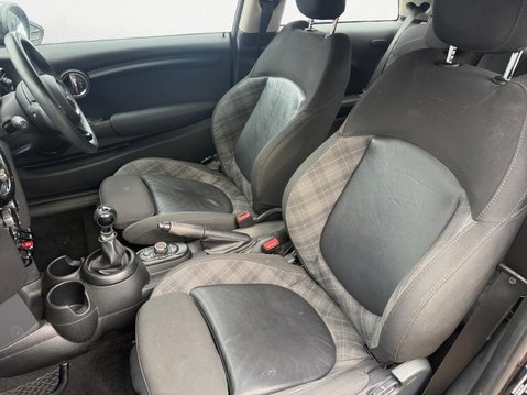 Mini Hatch 1.5 Cooper Euro 6 (s/s) 3dr 12