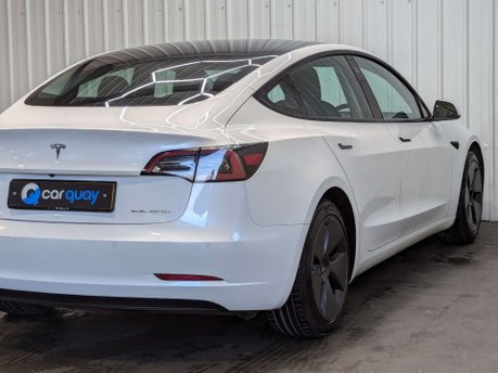 Tesla Model 3 Model 3 Long Range AWD 4WD 4dr 35