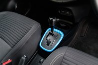 Toyota Yaris VVT-I BI-TONE 31