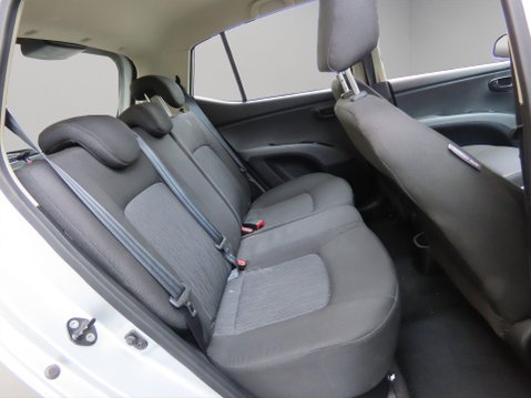 Hyundai i10 1.2 Active Euro 5 5dr 11
