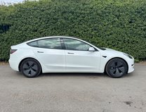 Tesla Model 3 Standard Range Plus Saloon 4dr Electric Auto RWD (241 bhp) 5