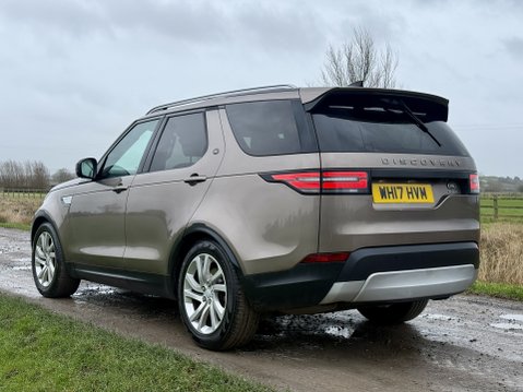 Land Rover Discovery TD6 HSE 8