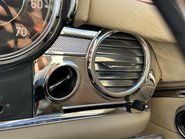 Mercedes-Benz SL Series 230 SL 77