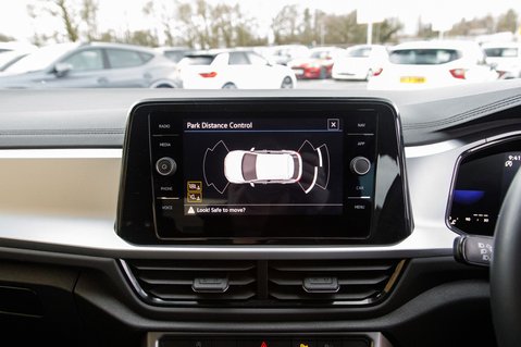 Volkswagen T-Roc LIFE TSI 21