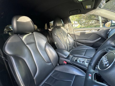 Audi S3 2.0 TFSI Sportback S Tronic quattro Euro 6 (s/s) 5dr 23