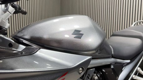 Suzuki Bandit GSF 650 2009 ONLY 13K NEW MOT JUST SERVICED A2 650CC 41