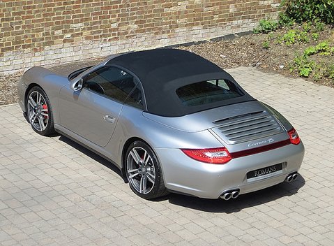 Porsche 911 (997) Carrera 4S Cabriolet 15