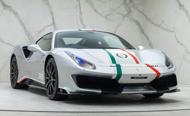 Ferrari 488 Pista Piloti 9