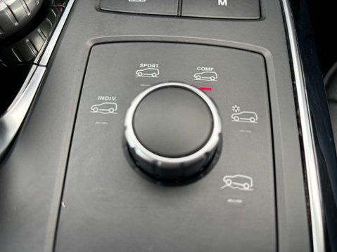 Mercedes-Benz GLE GLE 350 D 4MATIC AMG LINE 31