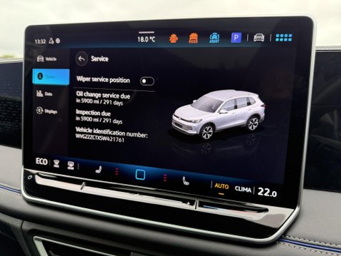 Volkswagen Tiguan 1.5 TSI eHybrid 19.7kWh R-Line SUV 5dr Petrol Plug-in Hybrid DSG Euro 6 (s/ 47