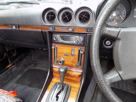 Mercedes-Benz R107 280 SL Sports 15