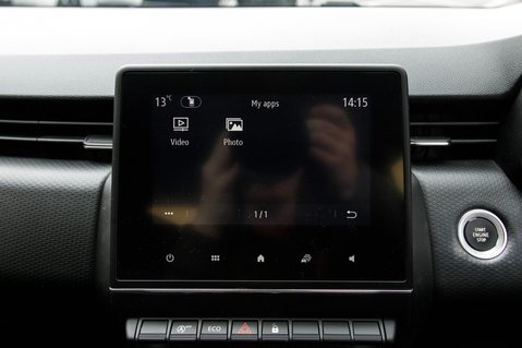 Renault Clio ICONIC TCE 27
