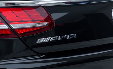 Mercedes-Benz S63 AMG Cabriolet 41