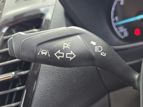 Ford Transit Connect 240 LIMITED TDCI 27