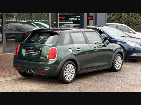 Mini Hatch 2.0 Cooper SD 5dr 4