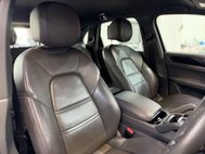 Porsche Cayenne 2.9T V6 S SUV 5dr Petrol TiptronicS 4WD Euro 6 (s/s) (440 ps) 28