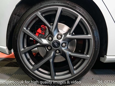 Ford Focus 2.0 Focus ST EcoBlue 5dr 28