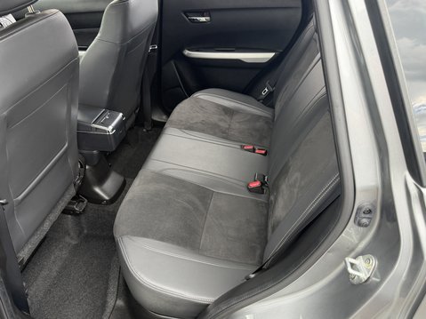 Suzuki Vitara 1.6 SZ5 5dr 36