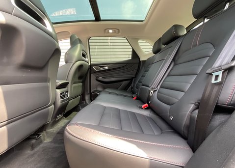 MG HS 1.5 T-GDI EXCLUSIVE PHEV 17
