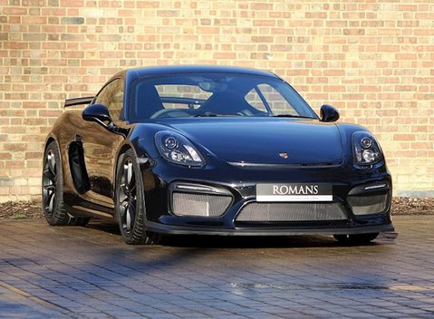Porsche Cayman GT4 1