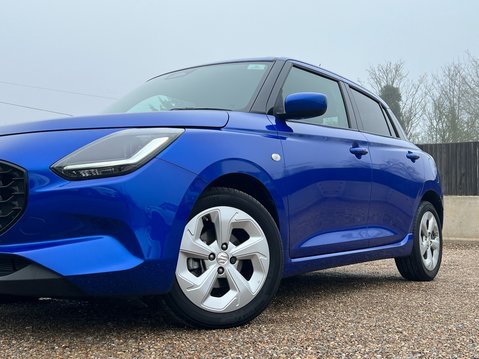 Suzuki Swift MOTION 15