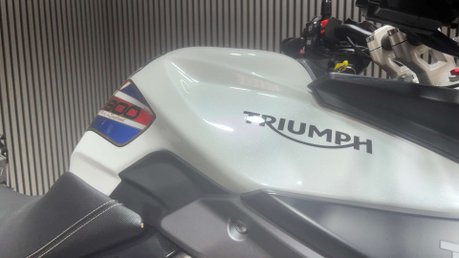 Triumph Tiger 2017 XCA Adventure bike 37K full metal luggage 800cc 19