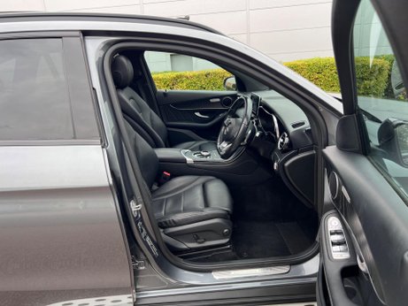 Mercedes-Benz GLC 2.1 GLC250d AMG Night Edition G-Tronic+ 4MATIC Euro 6 (s/s) 5dr 64