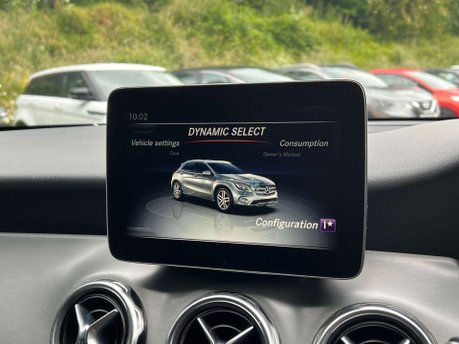 Mercedes-Benz GLA 2.1 GLA 220 AMG Line D 4Matic Auto 4WD 5dr 21
