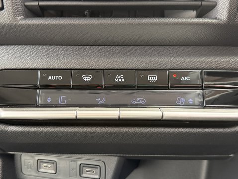 Vauxhall Frontera 83kW GS 44kWh 5dr Auto 26