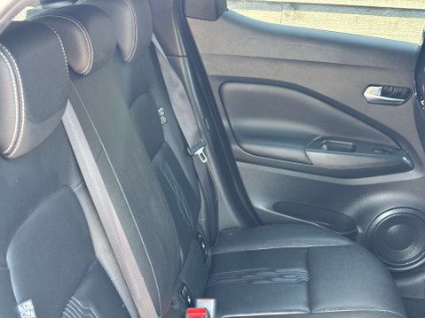 Nissan Juke 1.0 Juke Tekna DiG-T 5dr 31
