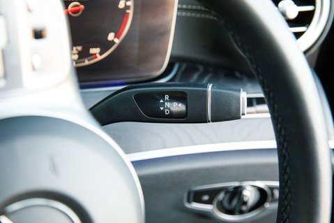 Mercedes-Benz E Class E 400 D 4MATIC AMG LINE PREMIUM PLUS 18