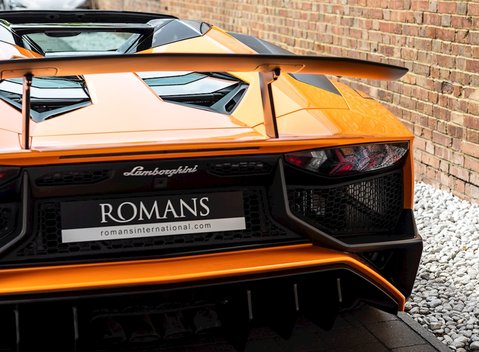 Lamborghini Aventador SV LP 750-4 Roadster 26