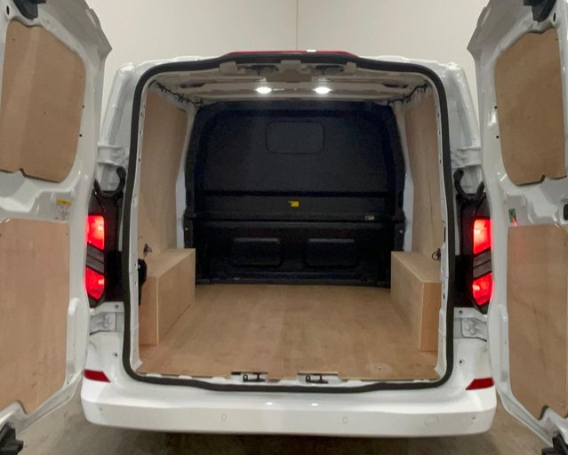 Ford Transit Custom FORD TRANSIT CUSTOM 2.0 Eco Blue 320 136ps L2H1 Double Cab Van Limited