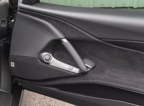 Ferrari 812 Superfast 22