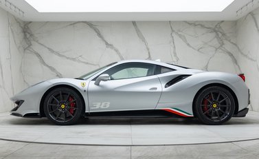 Ferrari 488 Pista Piloti 5