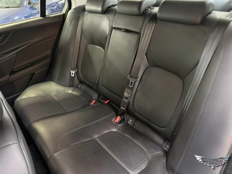 Jaguar XE 2.0d Portfolio Auto AWD Euro 6 (s/s) 4dr 23