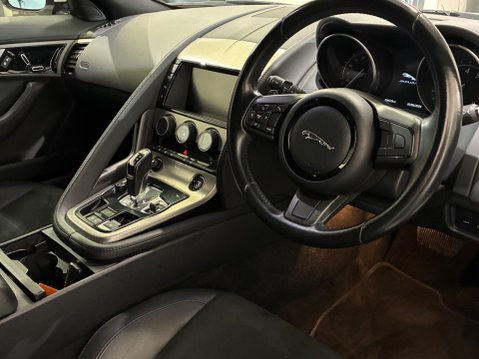 Jaguar F-Type 3.0 V6 Auto Euro 6 (s/s) 2dr 3