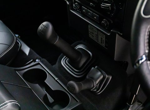 Land Rover Defender 110 XS 21